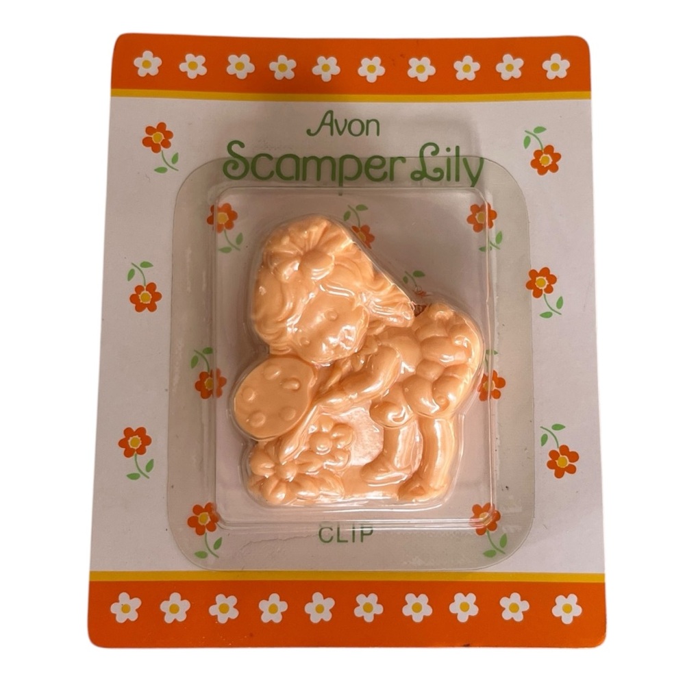 NEW Vintage 80s Avon Scamper Lily Clip Cute Girl Cottagecore